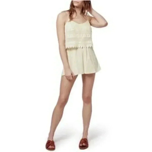 Topshop Romper Crochet Lace V-Neck Cream Ivory Size 8 - Picture 2 of 11